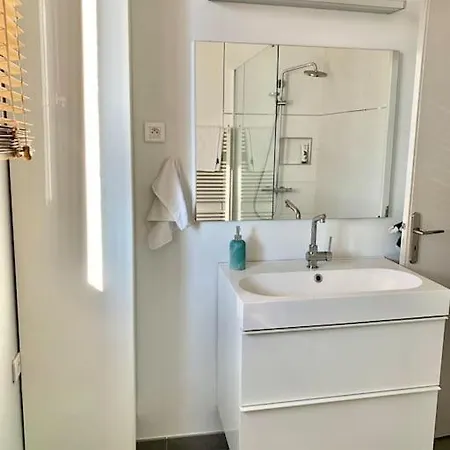 Moderne Et Lumineux Apartment